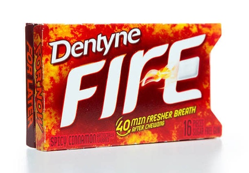 [12546315098] Candy Dentyne Fire Cinnamon 16pc
